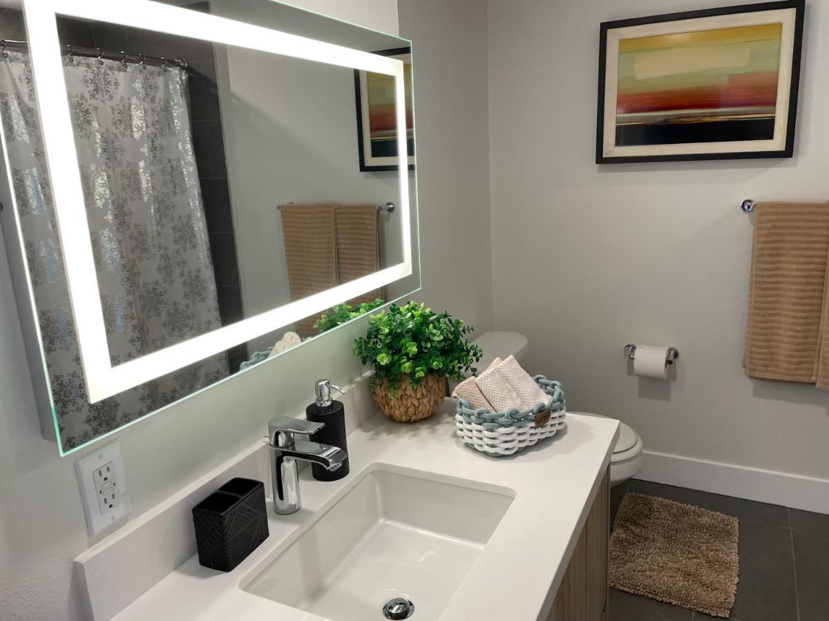 Lovely 2/2 Apartment In Heart Of Santa Monica With Free Parking Лос-Анджелес Екстер'єр фото