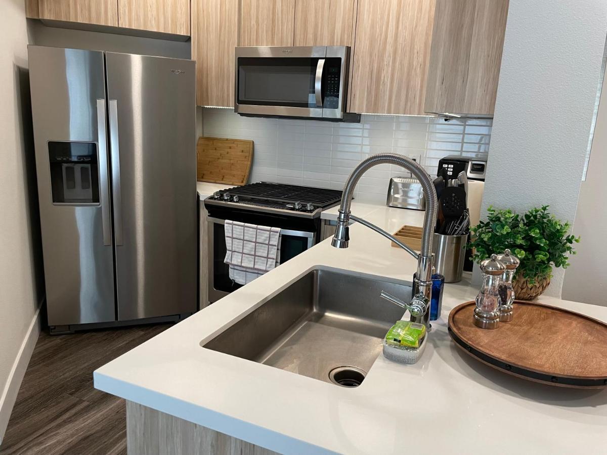 Lovely 2/2 Apartment In Heart Of Santa Monica With Free Parking Лос-Анджелес Екстер'єр фото
